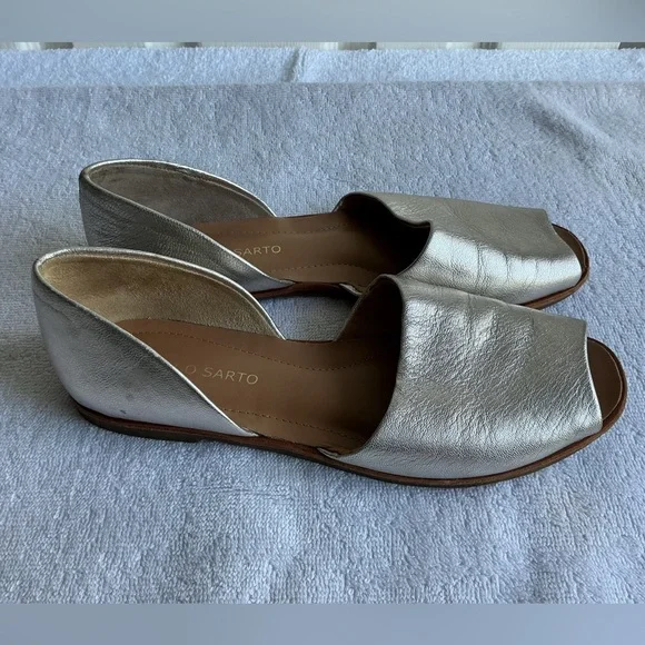 Franco Sarto Women's Metallic Silver Loafers Sz 7.5 - Picture 3 of 11